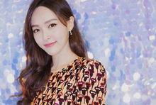 爱豆吃瓜娱乐酱张晚意,爱豆吃瓜娱乐酱，揭秘娱乐圈幕后故事
